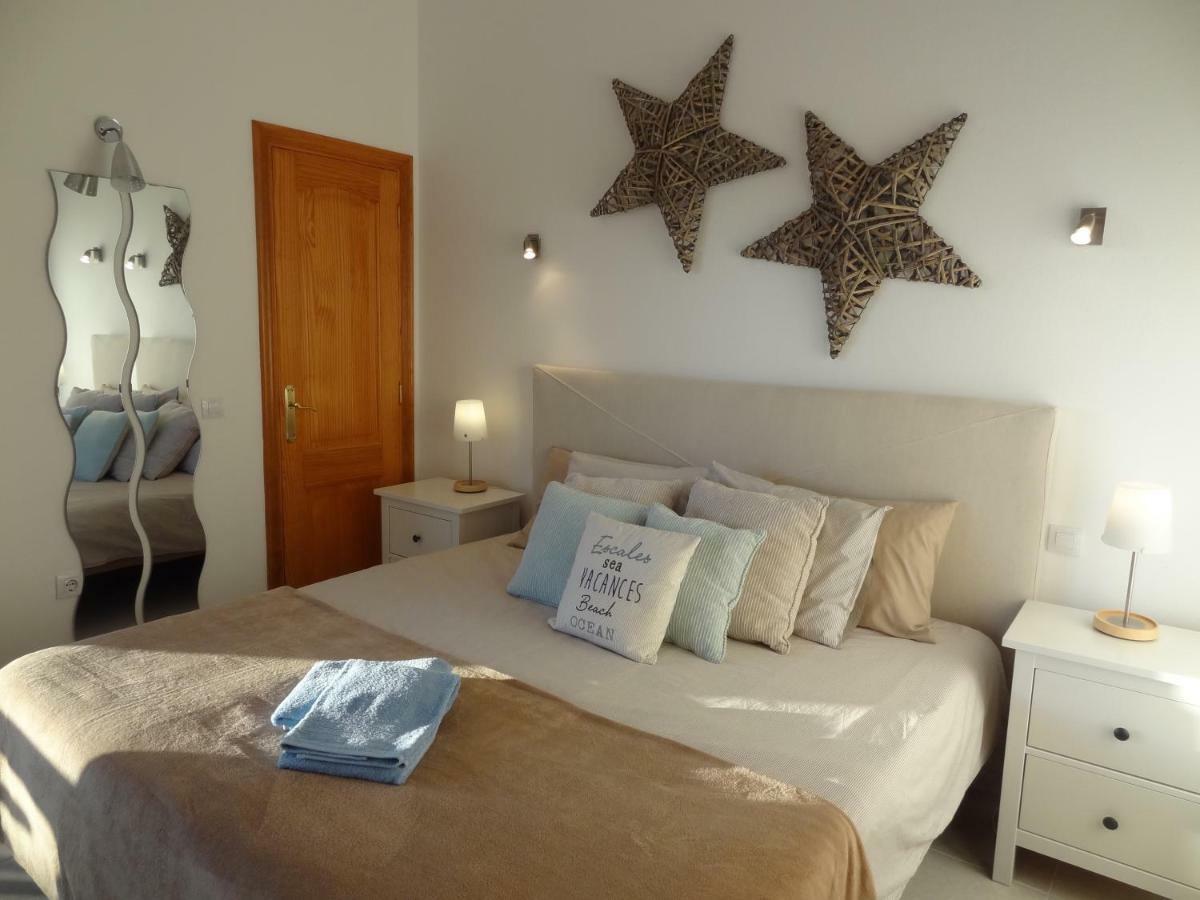 Sol Y Luna Free Heated Pool, Car Not Essential * Playa Blanca (Lanzarote)