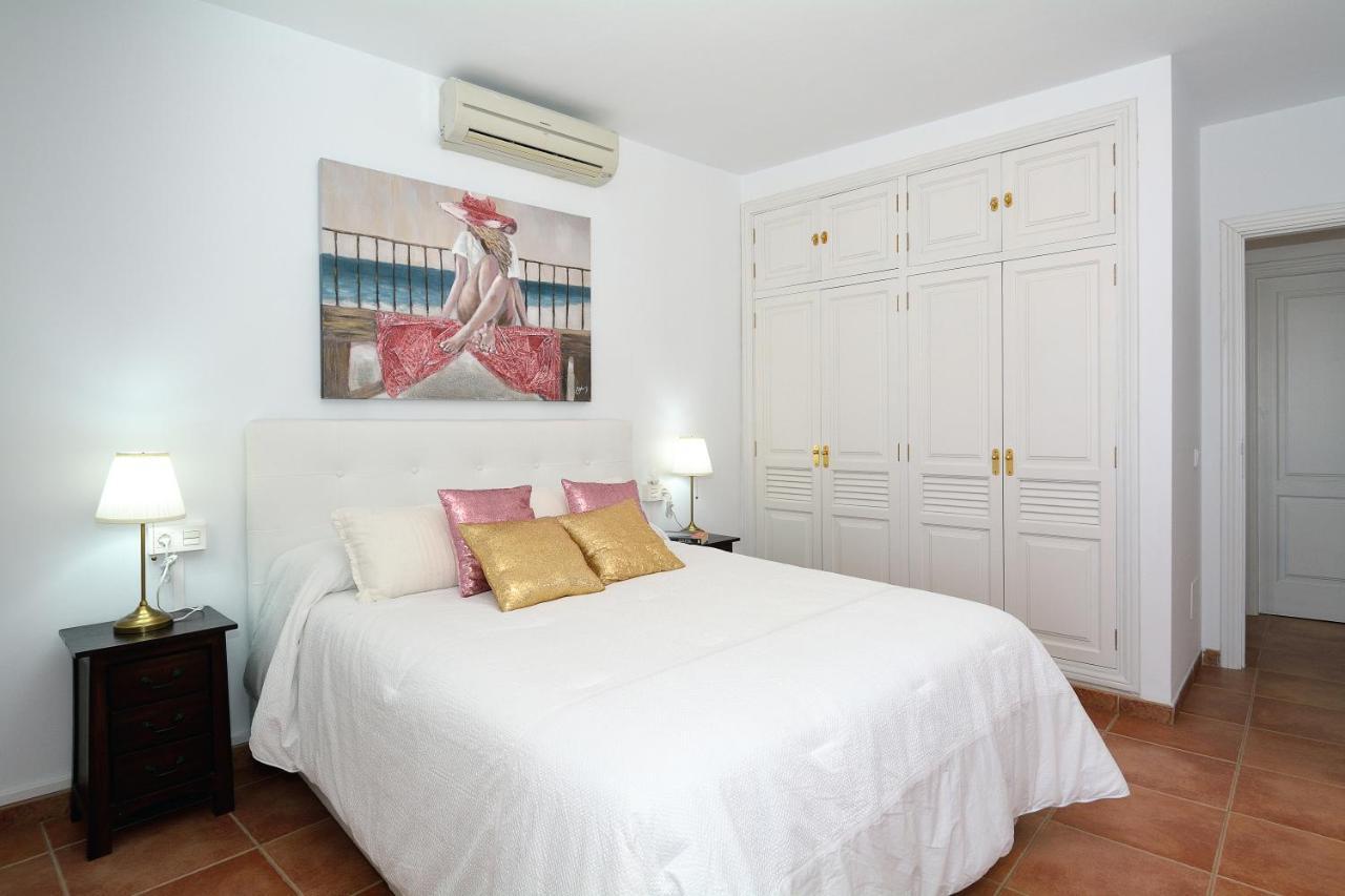 Apartment Atolon Main Center By Pvl