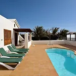 Private Villa With Pool Faro Park