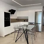 Marina Suites 8