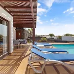 11B Villa La Isla