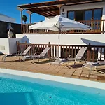 Luxury 4-Bedroom Villa With Heated Pool + Sea View