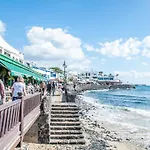Villa Sea Breeze Ocean View