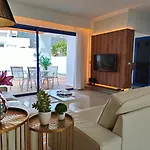 Villalia Aroa