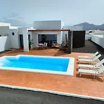 Villalia Aroa