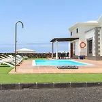 Villa Los Dragos