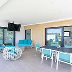 Sea Breeze Villas Lapa And Claca