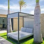Sea Breeze Villas Lapa And Claca