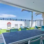 Sea Breeze Villas Lapa And Claca