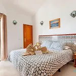 Villa Jacaranda