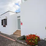 Remarkable 3-Bed Villa In Playa Blanca