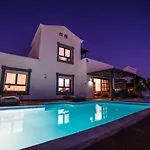 Villa Lucero