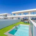 Marina Suite Villa Azul