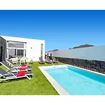 Villa Yucca Mar