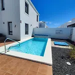 Casa Adassa En Playa Blanca