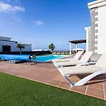 Villa Esterlicia