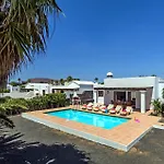 Villa Yaiza By Villa Plus