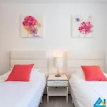 233 - Villa Geny By Villas Now Ltd