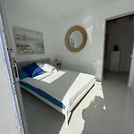 Habitacion 13 Room