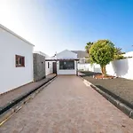 Agradable Y Familiar Con Piscina Casa Inima