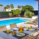 Villa Seasol 2 By Villa Plus