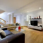 Belvilla By Oyo Villa A, Cleaning Included