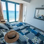 Ocean Breeze Suite