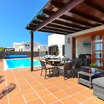 Hipoclub Villas,\