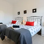 Villa Mariola