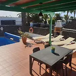 Villa Mili