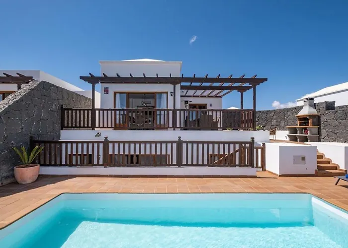 Casa Familia