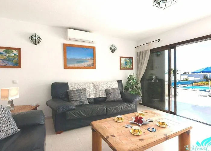 Villa Jacaranda