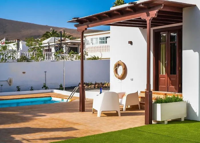Agradable Y Familiar Con Piscina Casa Inima