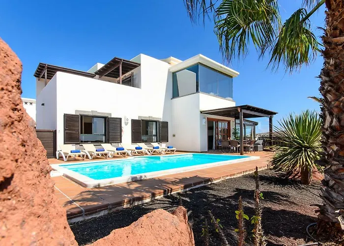 Hipoclub Villas,\