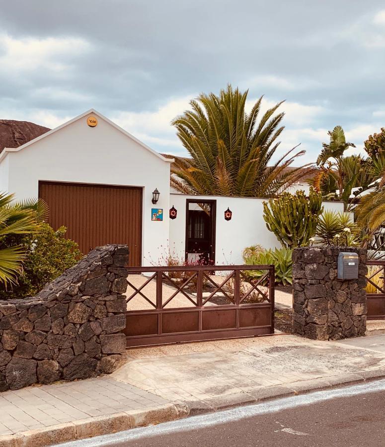Lovely Nico Playa Blanca, Hot Tub, Communal Pool *