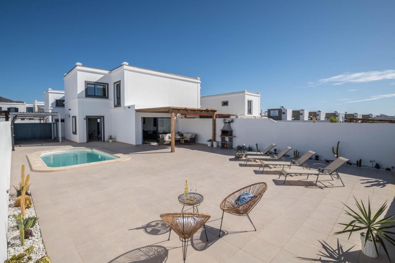 Esmeralda Playa Blanca (Lanzarote)