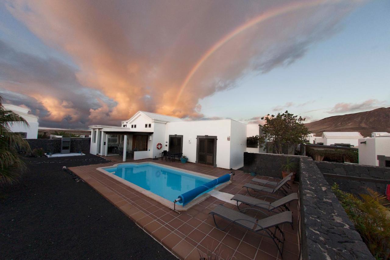 Marina Deluxe & Pool Playa Blanca (Lanzarote)