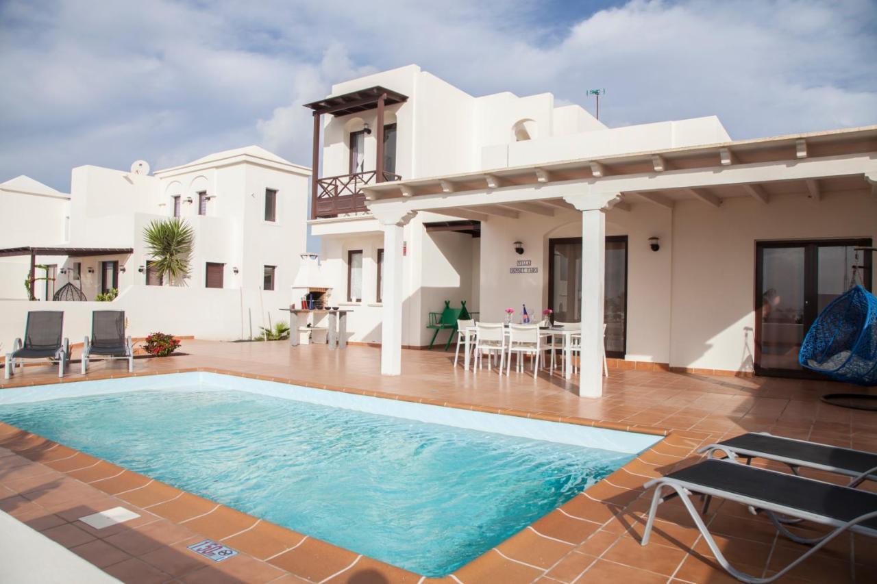 Sunset Faro Deluxe & Pool Villa