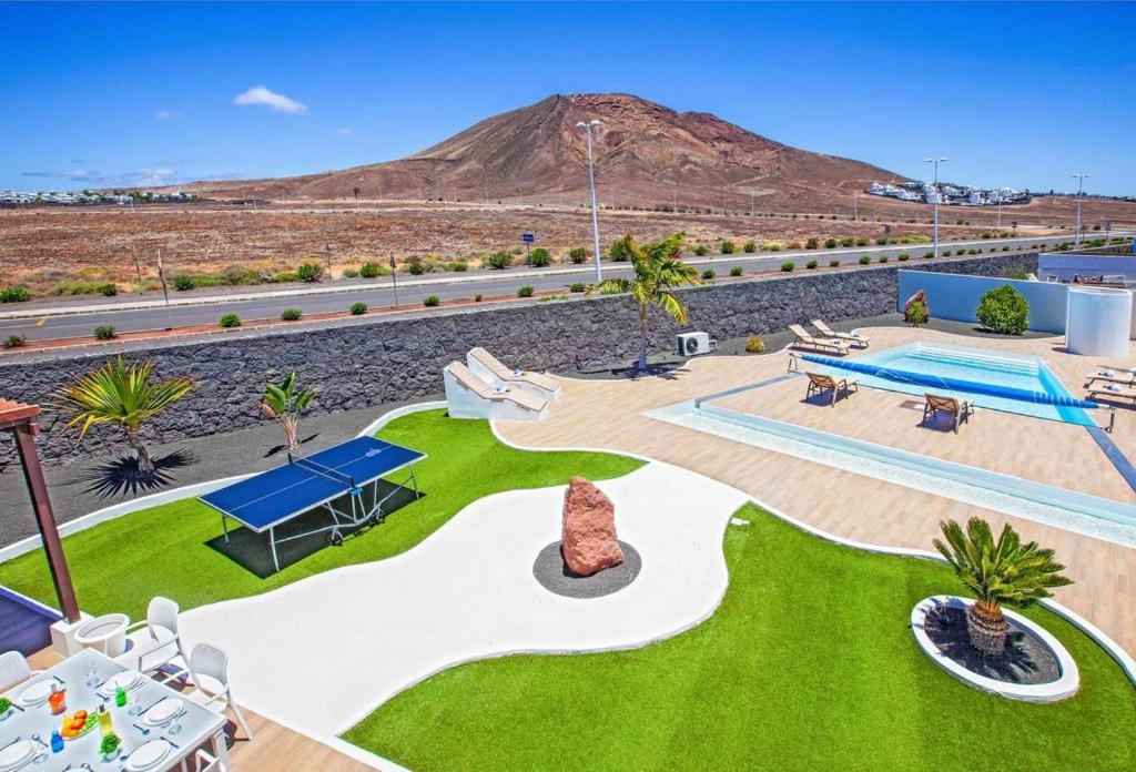 Rubi Villa