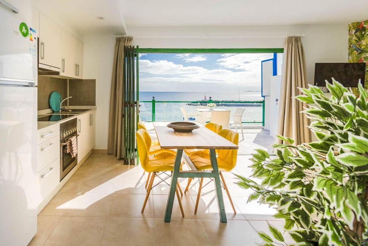 Apartment Sea Breeze Ocean View