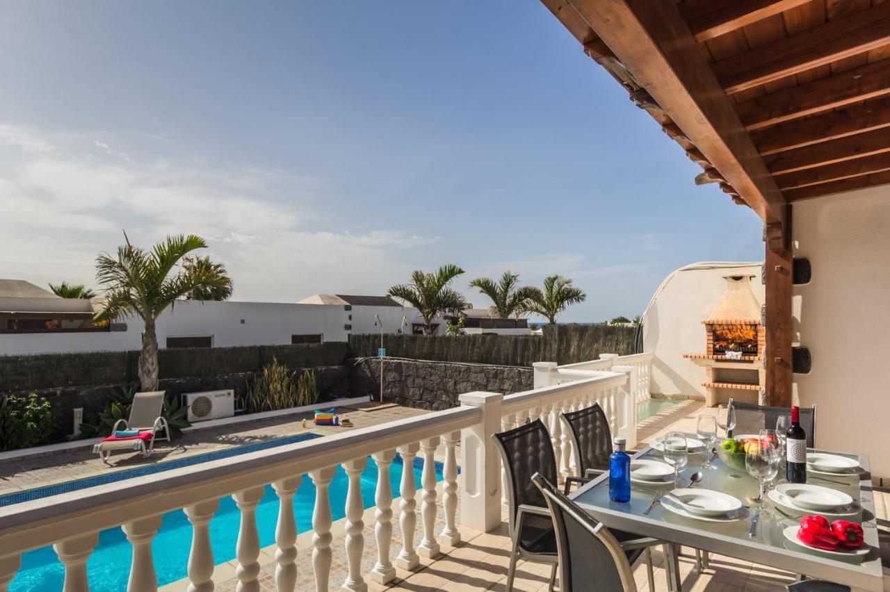 Lomas Villa *