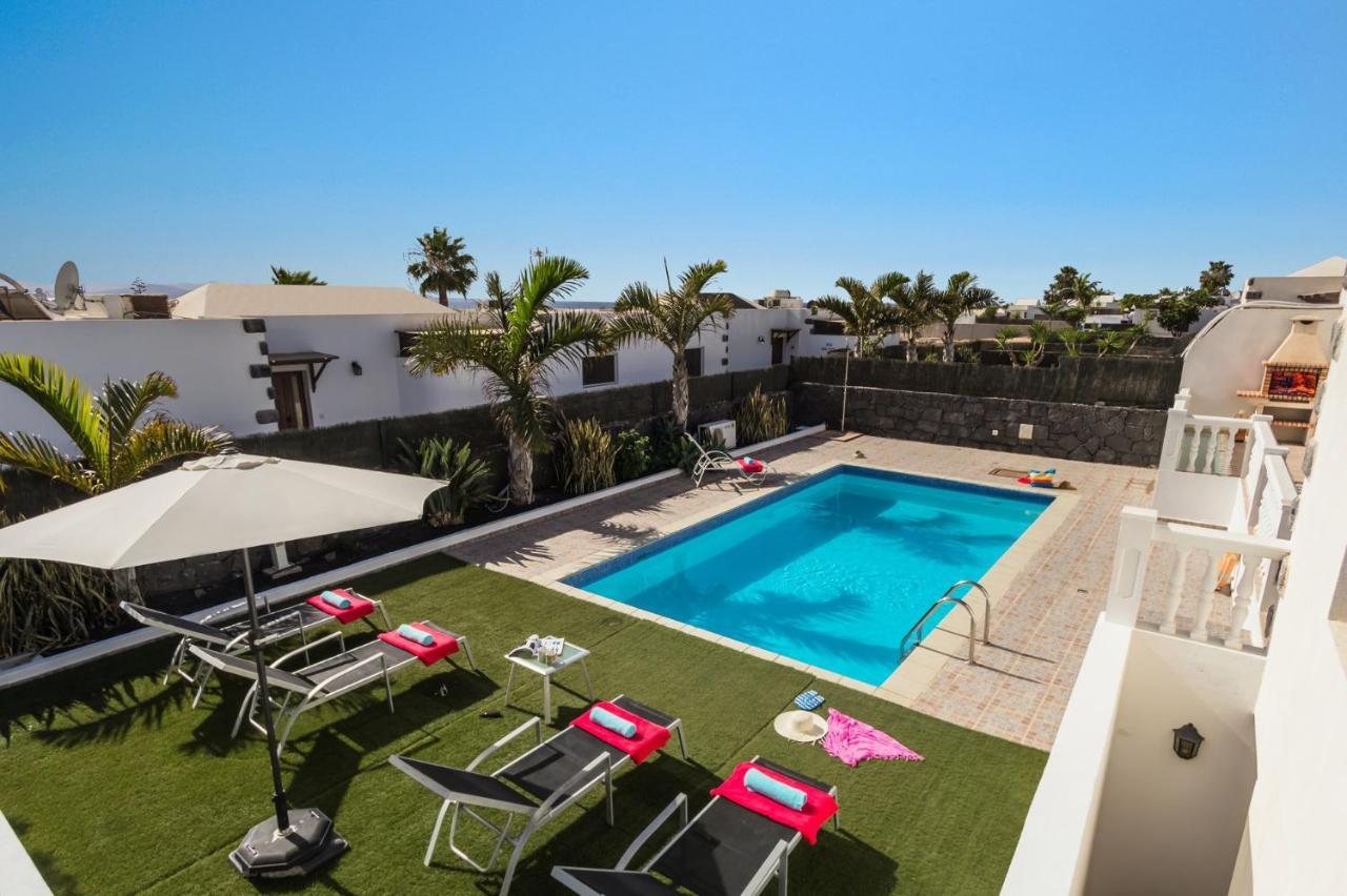 Lomas Villa *