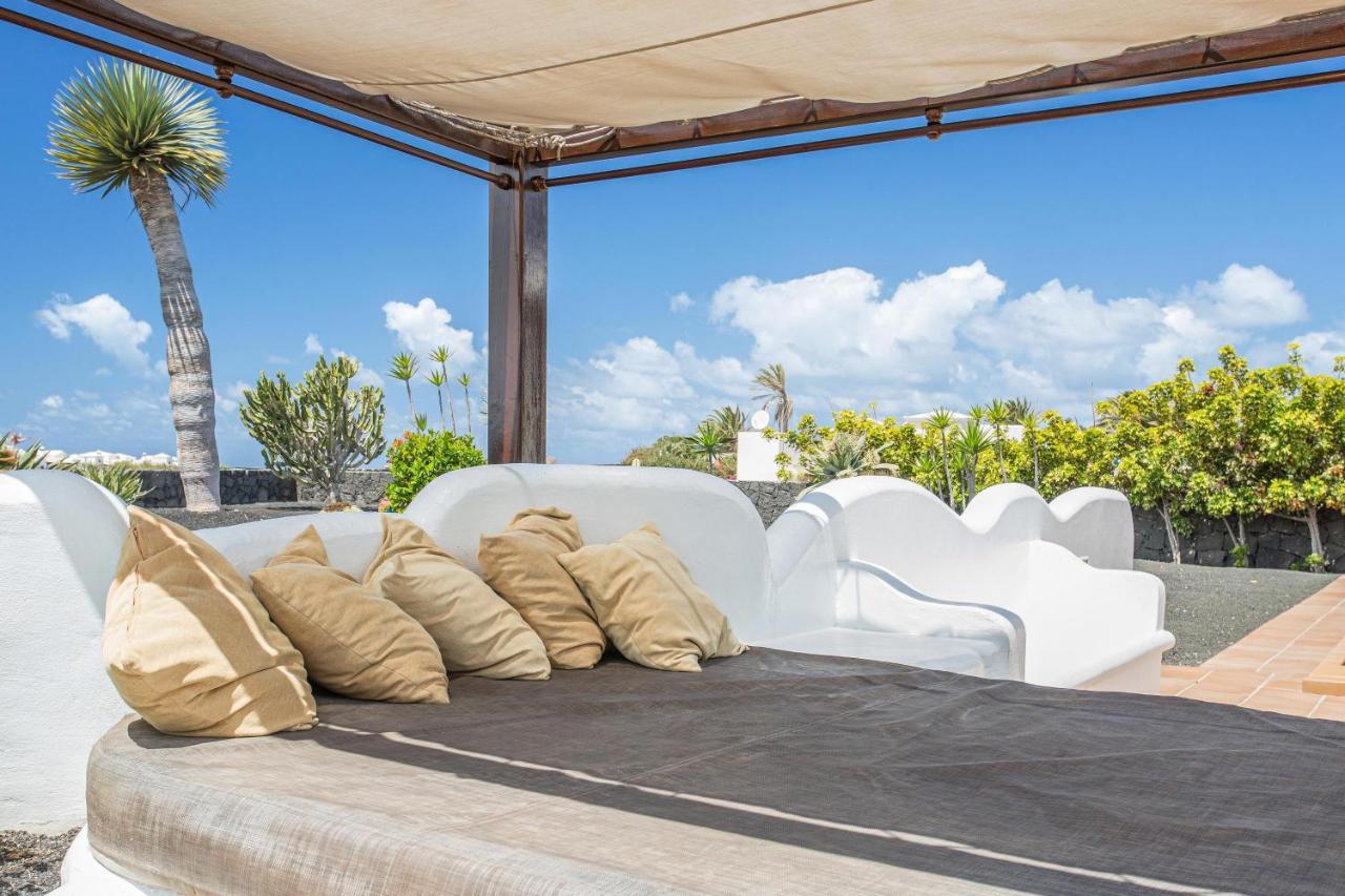 Capricho Villa *