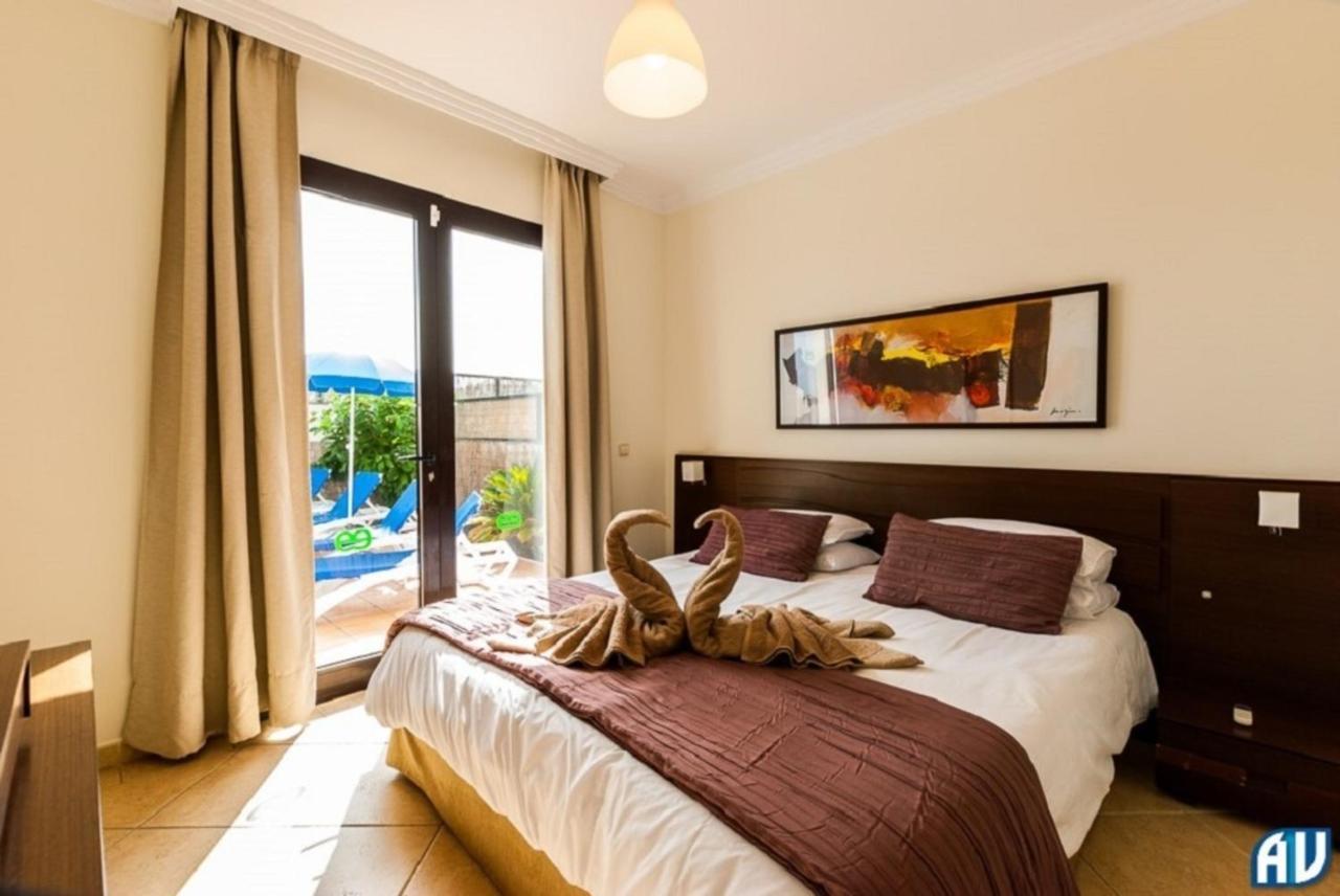 Villa 3-bed On Private Complex With Tennis Court Playa Blanca (Lanzarote)