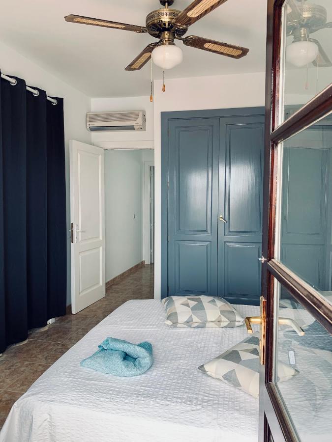 Lovely Casa Felicidad, Swimming Pool, Wifi X Private Garden Сasa de vacaciones *