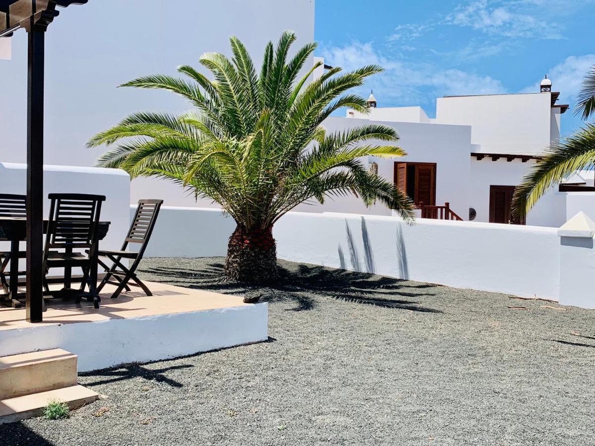 Lovely Casa Felicidad, Swimming Pool, Wifi X Private Garden Сasa de vacaciones Playa Blanca (Lanzarote)