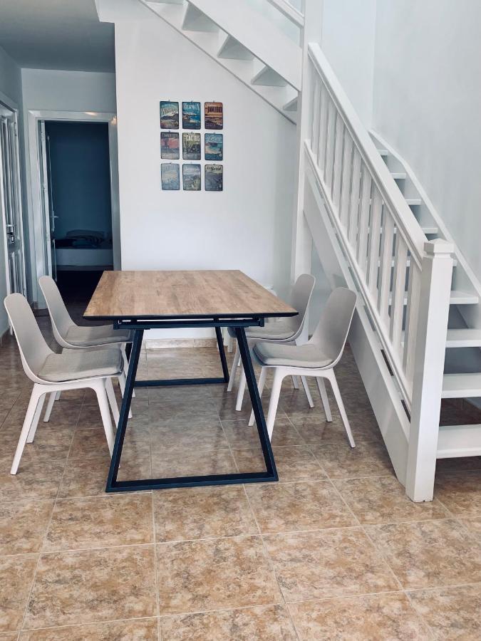 Lovely Casa Felicidad, Swimming Pool, Wifi X Private Garden Сasa de vacaciones Playa Blanca (Lanzarote)