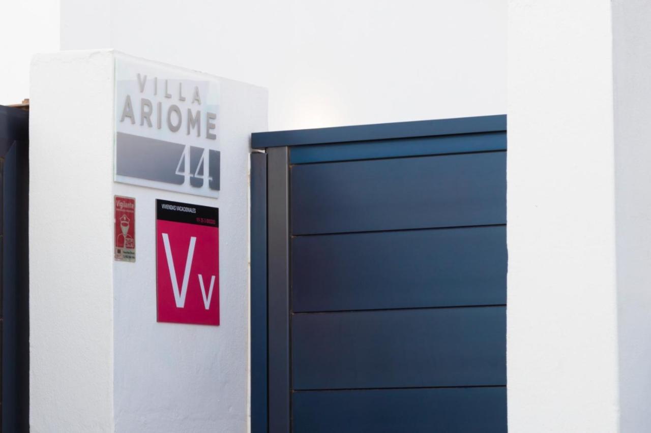 Ariome Villa *