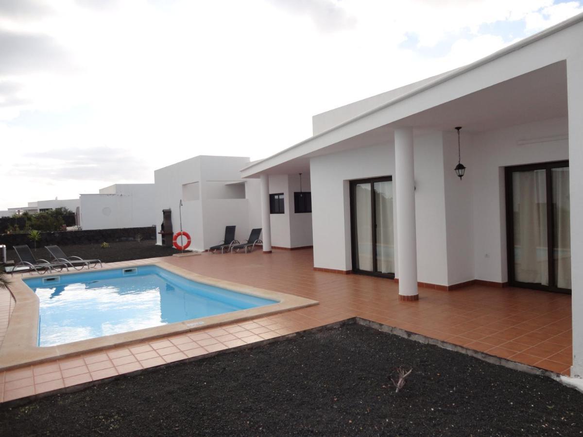 Villa Blancas *
