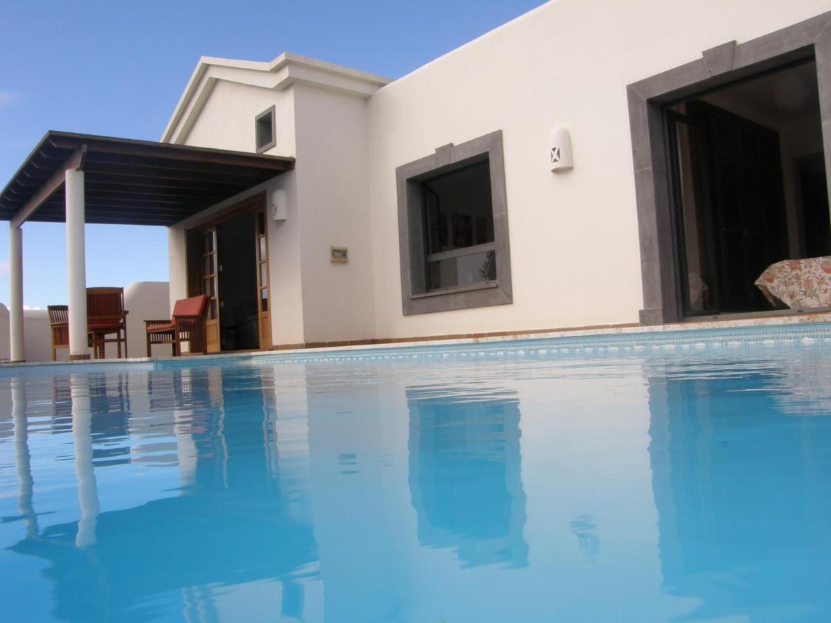 Villa Bol-can Con Piscina Privada Playa Blanca (Lanzarote)